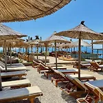 Agora Sea View Apartman *