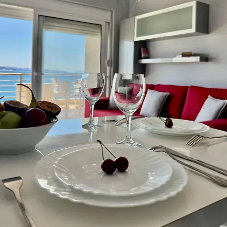 Agora Sea View *