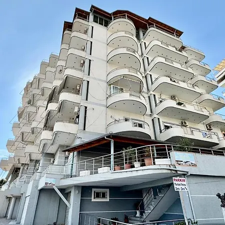 Agora Sea View Apartman *