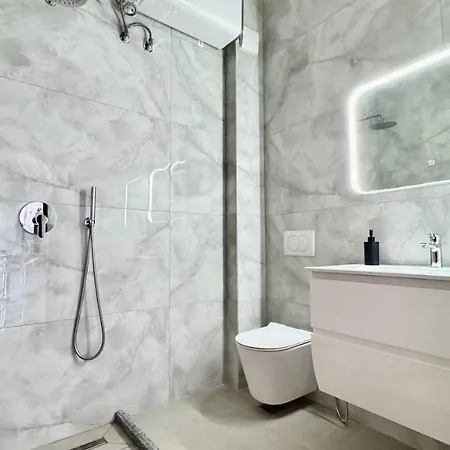 Agora Sea View Sarandë