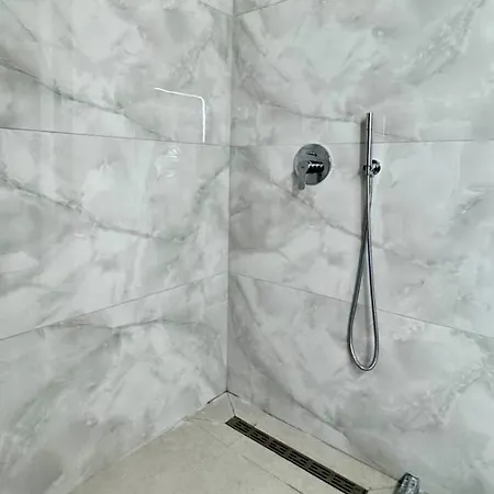 Agora Sea View Apartment Sarande