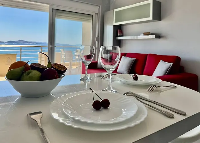 Agora Sea View *