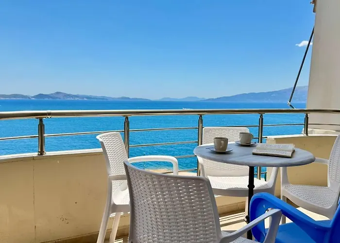 Agora Sea View Apartamento *